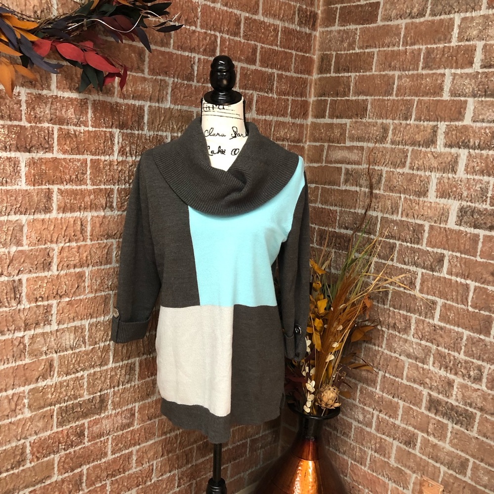 JM Collection Like New Gray, Teal Silver Pullover Sweater Size M Item #PHK3234